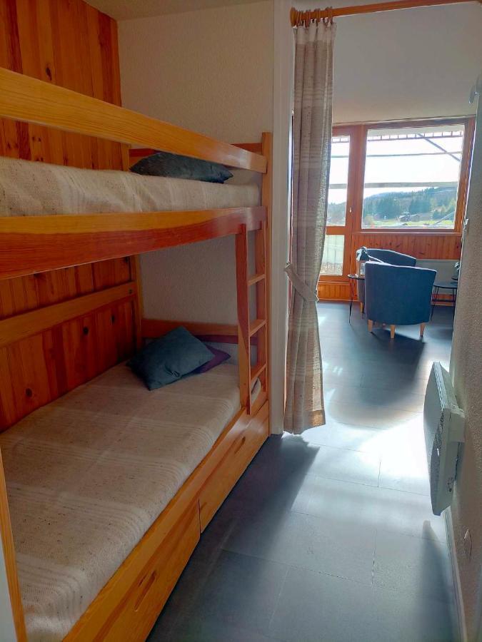 Appartement Situe En Plein Centre A Deux Pas Des Pistes. Besse-et-Saint-Anastaise Exterior foto